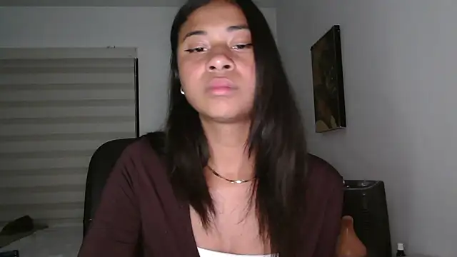 Snapshot of dark_enchantress_ chatting on 07-03-26, 01:45 dark enchantress online show from 07-03-26, 01:45