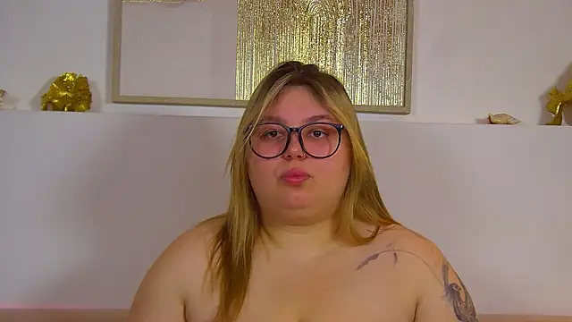 LillianKim online show from 03-02-26, 06:48