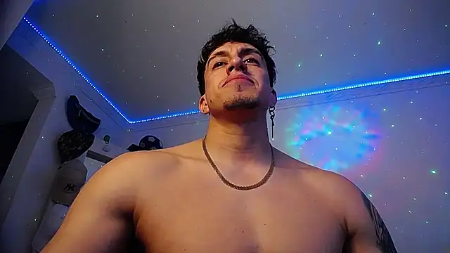 strongboy  online show from 11-05-25, 07:03