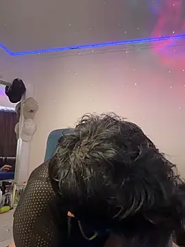 strongboy  online show from 02-09-26, 09:19