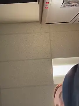 cinnatitties online show from 09-11-25, 05:46