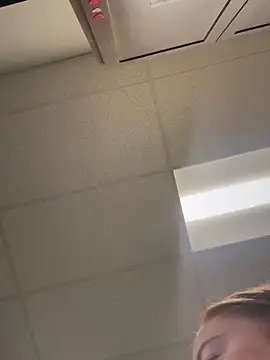 cinnatitties online show from 10-03-25, 07:44