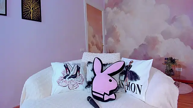 Snapshot of Awww_Ella chatting on 07-26-26, 04:09 Awww Ella online show from 07-26-26, 04:09
