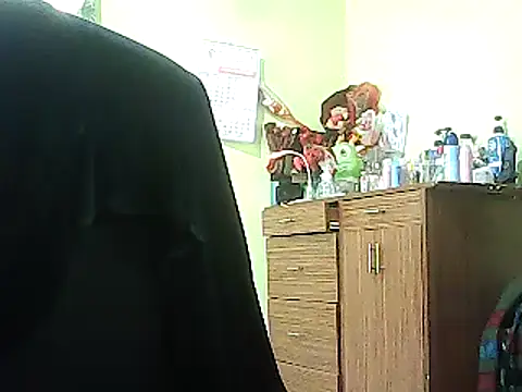 Snapshot of hott_scarlett chatting on 02-15-25, 02:15 hott scarlett online show from 02-15-25, 02:15