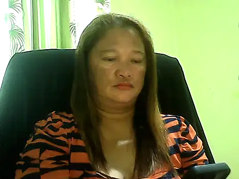 Snapshot of hott_scarlett chatting on 09-10-25, 11:16 hott scarlett online show from 09-10-25, 11:16