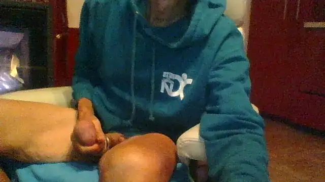 pierre5004 online show from 10-07-25, 05:43