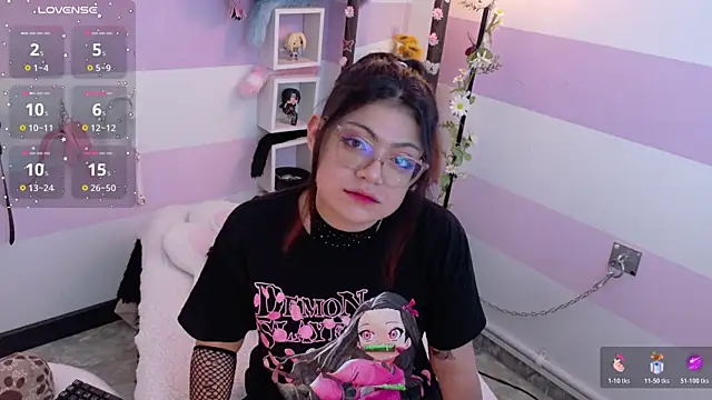 Catwhite  online show from 04-18-26, 02:21