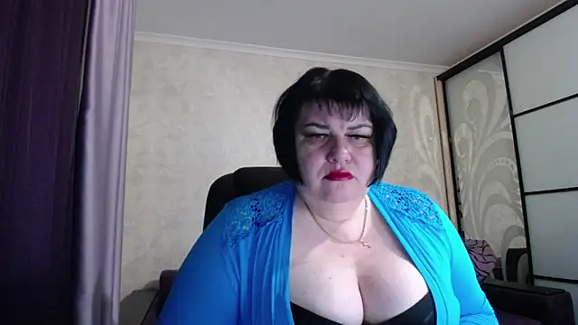 JuicyLady Di online show from 01-08-26, 04:48