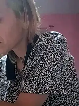 fablob23 online show from 04-10-26, 05:12