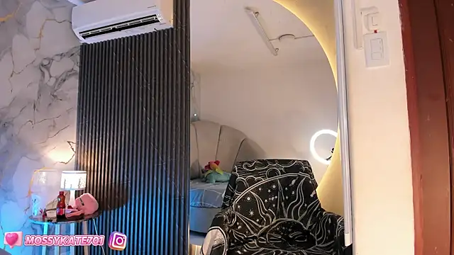 Katemoss70 online show from 03-11-25, 06:30