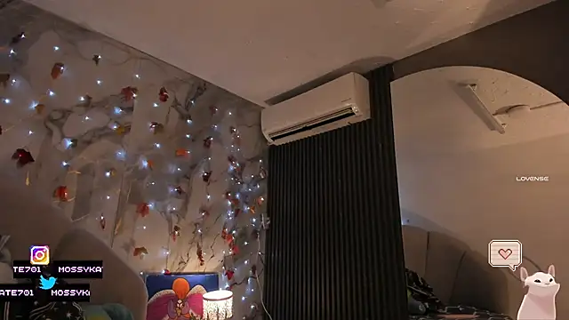 Katemoss70 online show from 12-16-25, 12:21