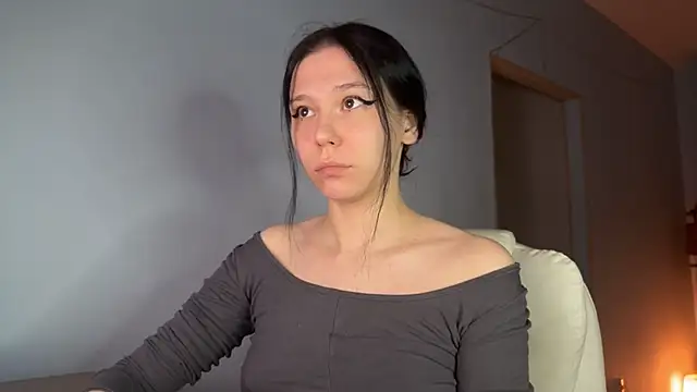 pinkdolly18 online show from 05-05-26, 08:28