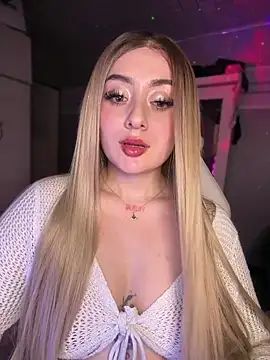 Sam Thompsoon  online show from 04-09-26, 02:44