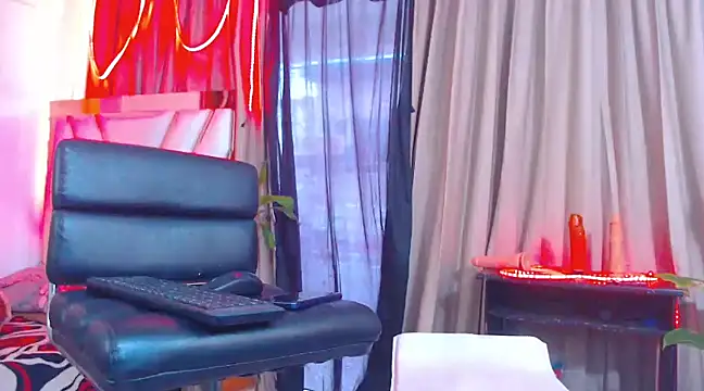 Hotgiirl 1 online show from 03-11-25, 03:02