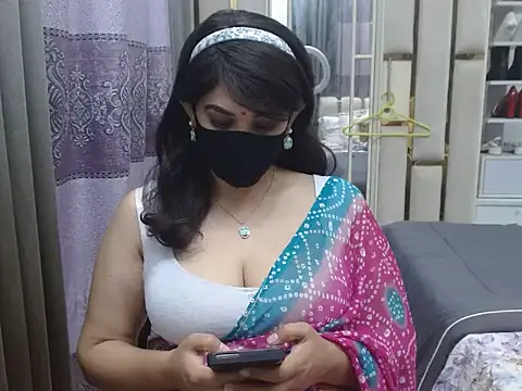 Lovelywife786 online show from 07-25-26, 06:00