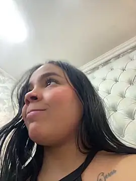 EmilyQueen3x online show from 01-22-25, 04:12