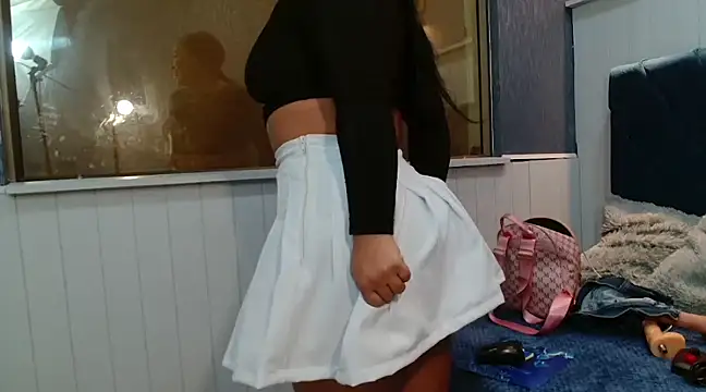 EmilyQueen3x online show from 02-23-25, 04:13