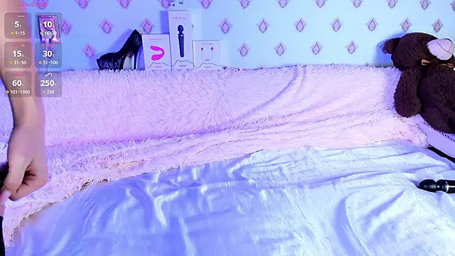 Briana Lovs online show from 04-30-26, 03:13