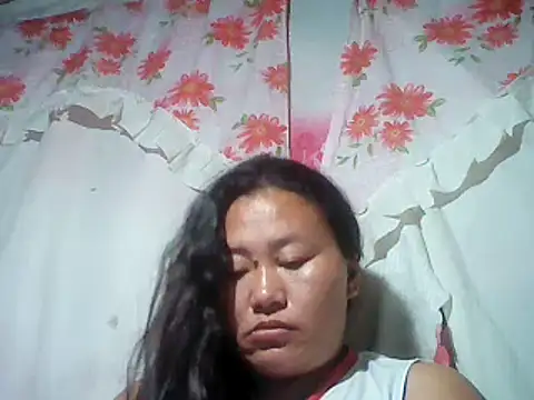 Snapshot of Sexyhorney4u chatting on 12-06-24, 09:46 Sexyhorney4u online show from 12-06-24, 09:46