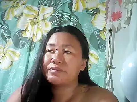 Snapshot of Sexyhorney4u chatting on 10-08-25, 06:00 Sexyhorney4u online show from 10-08-25, 06:00