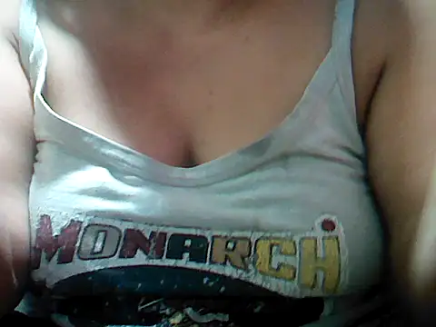 Snapshot of Sexyhorney4u chatting on 06-25-26, 06:07 Sexyhorney4u online show from 06-25-26, 06:07