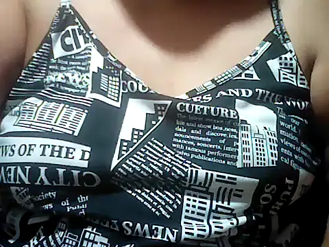 Snapshot of Sexyhorney4u chatting on 06-29-26, 10:21 Sexyhorney4u online show from 06-29-26, 10:21