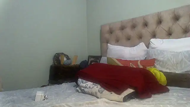 caramelqueen11 online show from 12-02-24, 08:00