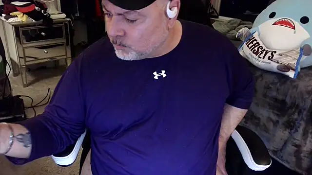 Snapshot of Drake_DVamp chatting on 02-19-25, 12:14 Drake DVamp online show from 02-19-25, 12:14