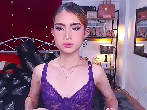 MeatyhorsecockMistress online show from 01-18-26, 09:02