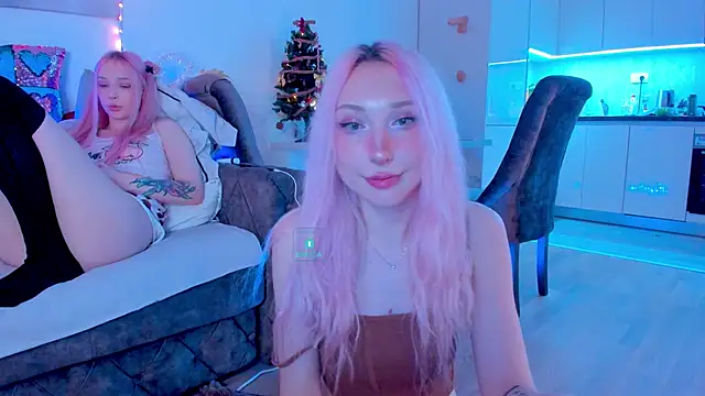 Snapshot of AlexRoseLiRed chatting on 12-22-24, 01:34 AlexRoseLiRed online show from 12-22-24, 01:34