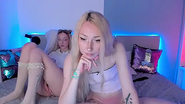 AlexRoseLiRed online show from 02-17-26, 01:46