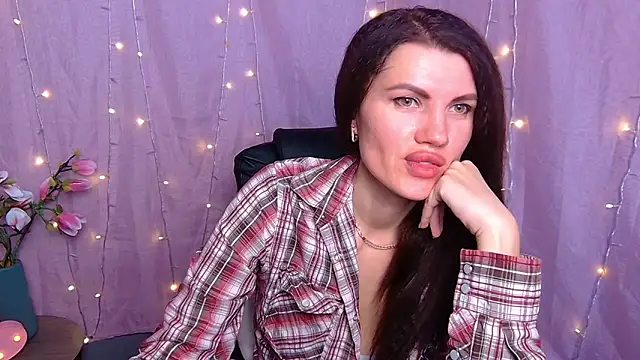 MilaLoona online show from 03-01-26, 07:32