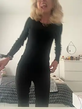 adella13 online show from 03-20-26, 10:31