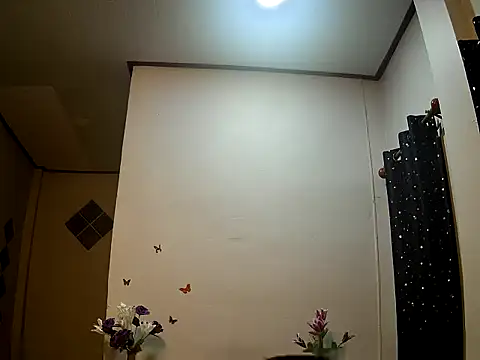 Jennythai123 online show from 12-19-24, 04:24