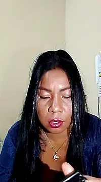 Snapshot of rosmery-navarro chatting on 03-18-25, 04:04 rosmery-navarro online show from 03-18-25, 04:04