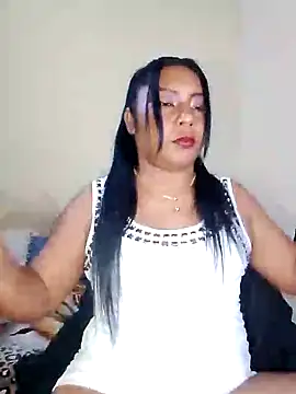 Snapshot of rosmery-navarro chatting on 09-25-25, 03:32 rosmery-navarro online show from 09-25-25, 03:32