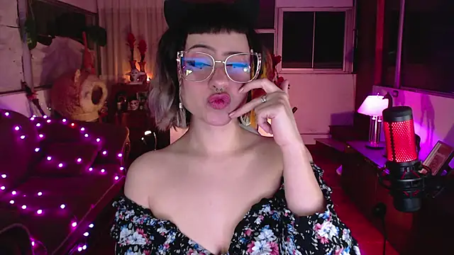 Aquamarinebubble online show from 03-03-25, 04:47