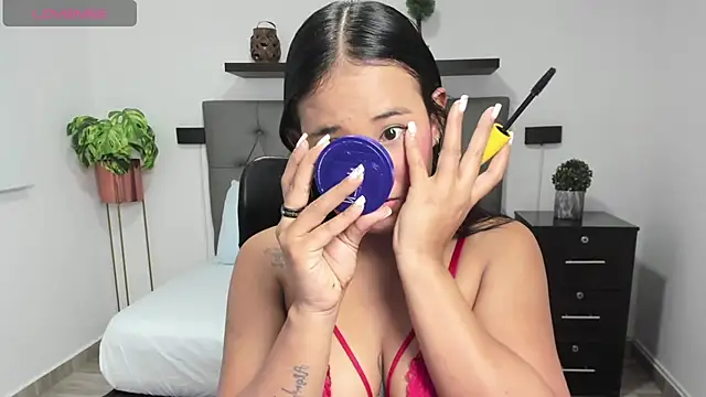 isabella florez online show from 01-28-25, 12:22