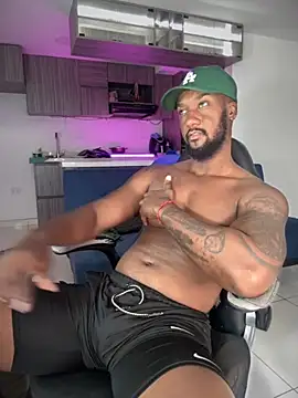 blackdrey18 online show from 10-04-25, 02:04