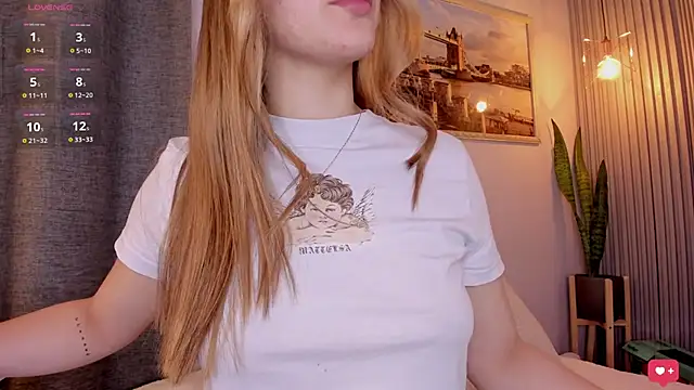 Assh lee  online show from 03-10-25, 12:37