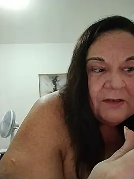 Yaya Mineira online show from 02-06-26, 01:10