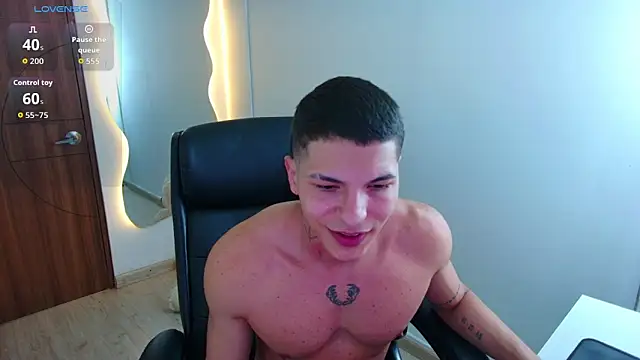 Snapshot of harrisoncuper chatting on 06-02-26, 11:07 harrisoncuper online show from 06-02-26, 11:07