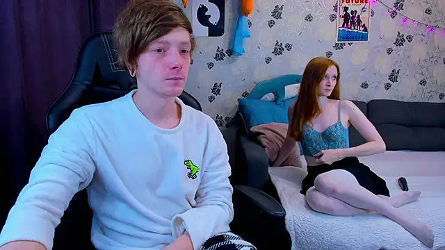 Snapshot of lakmsrrrmrrr chatting on 01-06-25, 11:29 lakmsrrrmrrr online show from 01-06-25, 11:29