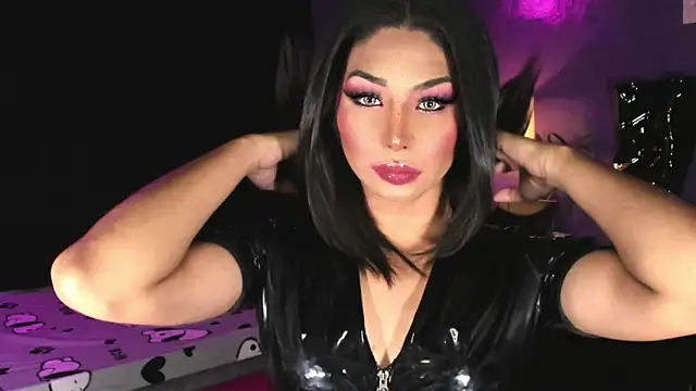 Snapshot of MaxxineMorenaTs chatting on 04-05-26, 07:44 MaxxineMorenaTs online show from 04-05-26, 07:44