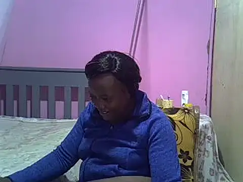 Snapshot of Ebonyceline chatting on 01-30-25, 07:04 Ebonyceline online show from 01-30-25, 07:04