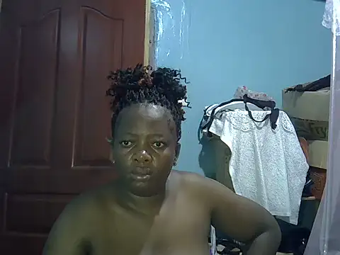 Ebonyceline online show from 04-19-26, 08:44