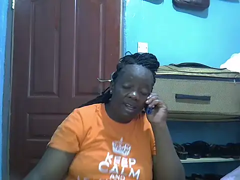 Snapshot of Ebonyceline chatting on 05-25-26, 08:09 Ebonyceline online show from 05-25-26, 08:09