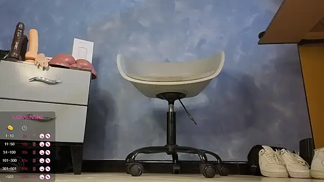 TomLover 12 online show from 01-31-26, 11:58