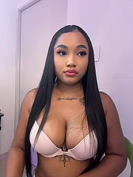 Snapshot of TianaaJackson chatting on 07-17-26, 08:46 TianaaJackson online show from 07-17-26, 08:46