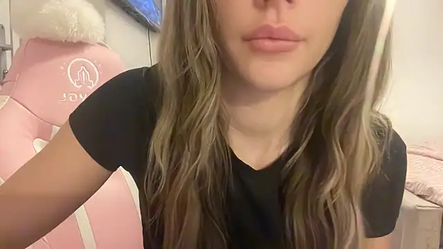 Lillymariee online show from 01-14-25, 04:50